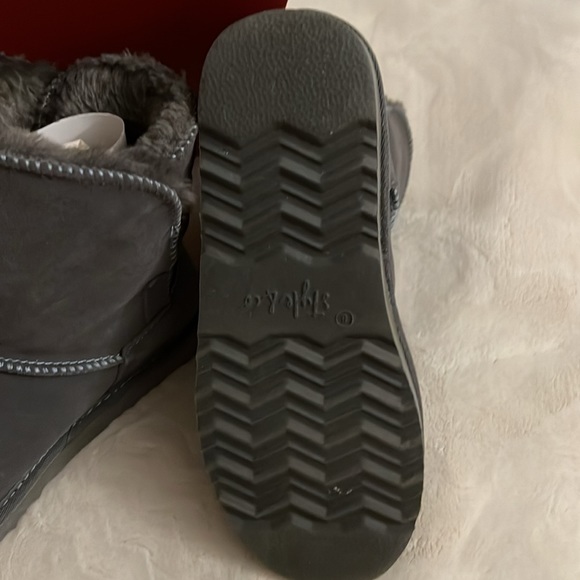 Style & Co. Dark Gray Boots - New With Tags - Picture 9 of 10